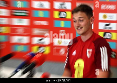 Cardiff, Royaume-Uni. 14th juin 2023. David Brooks, du pays de Galles, parle aux médias. Wales football team Player Media session en prévision des prochains qualificatifs de l'Euro 2024 au Musée national d'histoire de St.Fagan à Cardiff, au sud du pays de Galles, le mercredi 14th juin 2023. Photo par Andrew Orchard/Andrew Orchard sports photographie/Alamy Live News crédit: Andrew Orchard sports photographie/Alamy Live News Banque D'Images