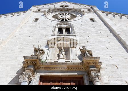 Vues et détails de la Basilique Catedrale Metropolitana, Bari Banque D'Images