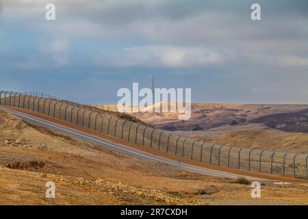 FRONTIÈRE ÉGYPTIENNE EILAT MONTAGNES NEGEV ISRAËL Banque D'Images