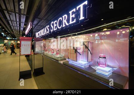 BANGKOK, THAÏLANDE - VERS JANVIER 2020 : bombardement au magasin Secret de Victoria dans le centre commercial Siam Center. Victoria's Secret est un américain Banque D'Images