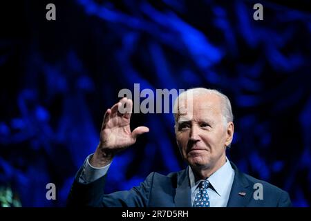 Washington, Vereinigte Staaten. 14th juin 2023. Le président des États-Unis, Joe Biden, s'exprime lors du dîner annuel des électeurs de la Ligue de conservation à l'hymne de Washington, DC, mercredi, 14 juin 2023. Crédit : Bonnie Cash/Pool via CNP/dpa/Alay Live News Banque D'Images