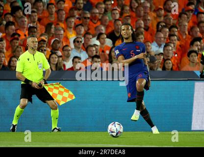 Rotterdam, pays Bas. 14th juin 2023. Nathan ake des pays-Bas lors de la Ligue des Nations de l'UEFA, demi-finale de football entre les pays-Bas et la Croatie sur 14 juin 2023 au Stadion Feijenoord 'de Kuip' à Rotterdam, pays-Bas - photo Jean Catuffe/DPPI crédit: DPPI Media/Alay Live News Banque D'Images
