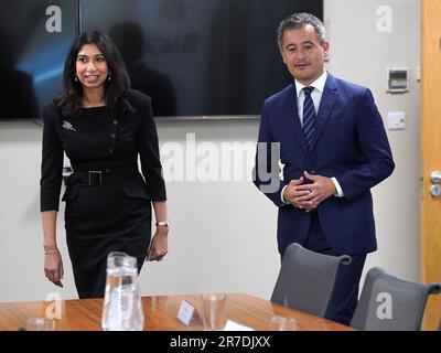 La secrétaire à l'intérieur Suella Braverman et le ministre français de l'intérieur Gerald Darmanin en prévision d'une réunion bilatérale au siège social de Londres. Date de la photo: Jeudi 15 juin 2023. Banque D'Images