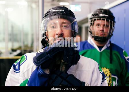 14 juin 2023. Le centre de patinage sur glace Lee Valley est lancé par Robin cousins lors d'un événement qui a vu les équipes locales et les écoles participer. Banque D'Images