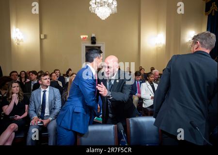 Washington, États-Unis d'Amérique. 14th juin 2023. Le professeur Casey Mulligan, professeur d'économie à l'Université de Chicago, se présente devant un comité de la Chambre sur la surveillance et la responsabilité audition "Dath by a Thousand Regulations: The Biden administrations Campaign to Bury America in Red Tape" dans le Rayburn House Office Building à Washington, DC, mercredi, 14 juin 2023. Crédit: Rod Lamkey/CNP/Sipa USA crédit: SIPA USA/Alay Live News Banque D'Images