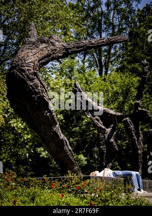 AMSTERDAM - le Monument national de l'histoire de l'esclavage dans le parc Oosterpark d'Amsterdam commémorant l'abolition de l'esclavage dans le Royaume des pays-Bas. ANP SEM VAN DER WAL pays-bas sortie - belgique sortie Banque D'Images