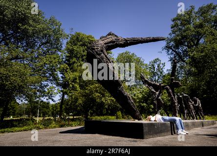 AMSTERDAM - le Monument national de l'histoire de l'esclavage dans le parc Oosterpark d'Amsterdam commémorant l'abolition de l'esclavage dans le Royaume des pays-Bas. ANP SEM VAN DER WAL pays-bas sortie - belgique sortie Banque D'Images