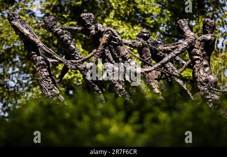 AMSTERDAM - le Monument national de l'histoire de l'esclavage dans le parc Oosterpark d'Amsterdam commémorant l'abolition de l'esclavage dans le Royaume des pays-Bas. ANP SEM VAN DER WAL pays-bas sortie - belgique sortie Banque D'Images