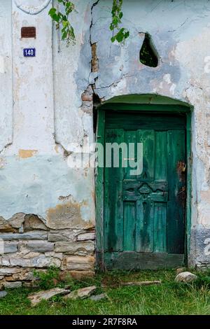 Portes et portes de Viscri en roumanie Banque D'Images