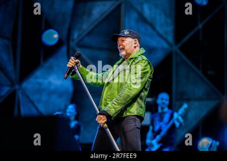 Vasco Rossi et son groupe se produit en direct à Bologne, Italie sur 12 juin 2023. (Photo de Carlo Vergani/Pacific Press/Sipa USA) Banque D'Images