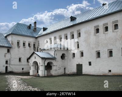 Rooms Pogankin est un musée situé à Pskov, en Russie, dans un bâtiment historique connu sous le nom de Pogankin Chambers Banque D'Images