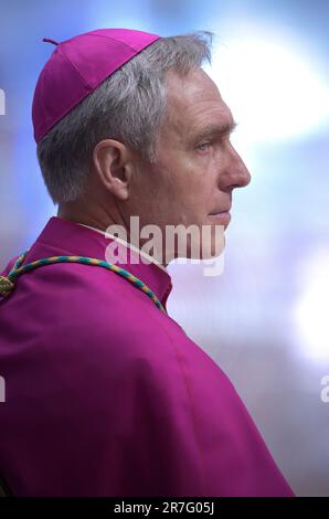 Le Saint-Père a ordonné que l'archevêque Gänswein revienne, pour l'instant, à son diocèse d'origine. Le Saint-Siège le communique.15, juin 2023 photo: Monsignor Georg Gänswein.Pope François Messe. La Solennité de l'Epiphanie à la basilique Saint-Pierre au Vatican. 6 janvier 2018 Banque D'Images