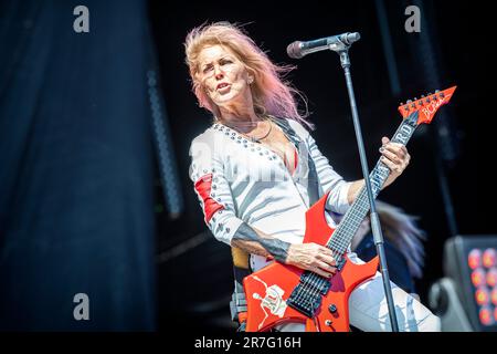 Solvesborg, Suède. 08th, juin 2023. Le chanteur et guitariste américain Lita Ford donne un concert en direct pendant le festival de musique suédois Sweden Rock Festival 2023 à Solvesborg. (Crédit photo: Gonzales photo - Terje Dokken). Banque D'Images