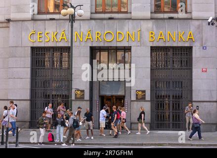PRAGUE, RÉPUBLIQUE TCHÈQUE, EUROPE - Banque nationale tchèque. Extérieur du bâtiment Ceska Narodni Banka dans le quartier de Stare Mesto. Banque D'Images
