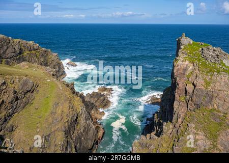 Baie sur la côte entre Dalmore, Dhail Mor, et Gaernin à Lewis, îles occidentales d'Écosse, Banque D'Images