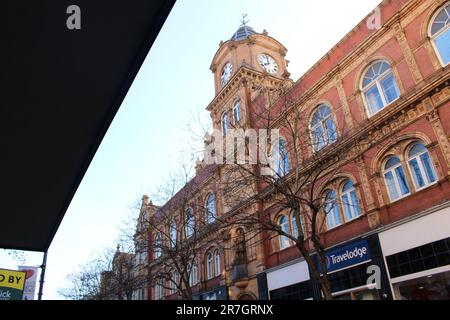 Magasins centraux sur Powis Street, Woolwich, Londres, Angleterre, Royaume-Uni Banque D'Images