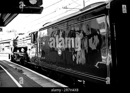 A3 Pacific No 60103 Flying Scotsman, York Railway Station on Royal train, York, Yorkshire, Angleterre, 12th juin 2023 Banque D'Images