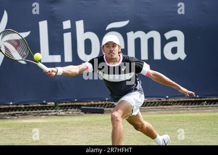 Alex de Minaur (AUS) en action lors du deuxième tour lors des championnats de la cour d'herbe libre de Libema sur 15 juin 2023 à Rosmalen, pays-Bas crédit: SCS/Soenar Chamid/AFLO/Alamy Live News Banque D'Images