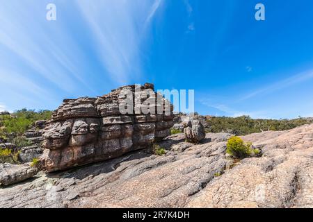 Australie, Victoria, Halls Gap, Rock formation en chemin vers Pinnacle Lookout dans le parc national des Grampians Banque D'Images