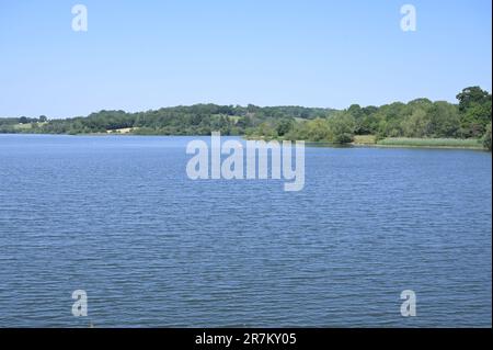 Un réservoir plein d'Ardenly à West Sussex le 16 juin 2023. Banque D'Images