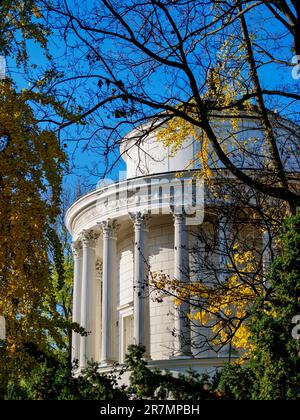 Temple de Vesta Water Tower, Saxon Garden, Varsovie, Masovian Voivodeship, Pologne Banque D'Images