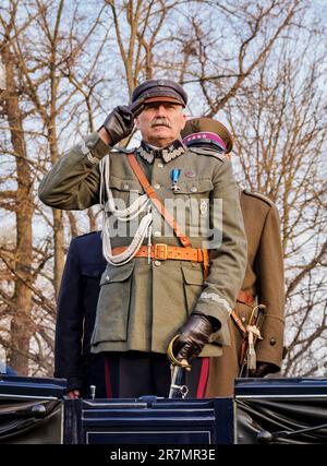 Acteur Jozef Pilsudski dans une calèche, National Independence Day Horse Parade, Varsovie, Masovian Voivodeship, Pologne Banque D'Images