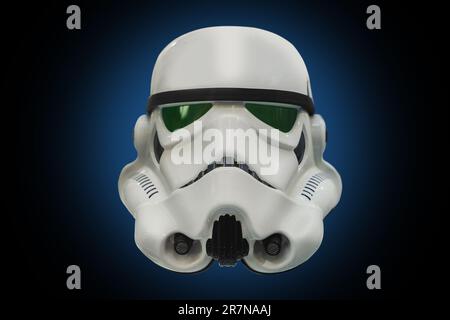 casque star trooper sur fond sombre, gros plan Banque D'Images