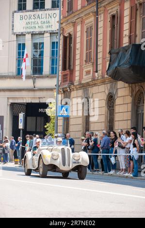 « melle Miglia 2023 : vitesse, patrimoine et excellence automobile » Banque D'Images