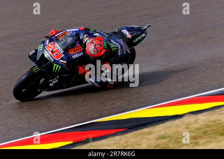 Sachsenring, Hohenstein-Ernstthal, Saxe, Allemagne. 17th juin 2023. 2023 MotoGP allemand, journée de qualification ; numéro 20 Monster Energy Yamaha MotoGP Rider Fabio Quartararo lors de la qualification au crédit MotoGP allemand : action plus Sports/Alamy Live News Banque D'Images