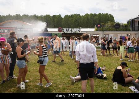 Werchter, Belgique. 17th juin 2023. Les gens assistent au festival d'une journée 'Werchter Boutique' à Werchter, le samedi 17 juin 2023. BELGA PHOTO JAMES ARTHUR GEKIERE crédit: Belga News Agency/Alay Live News Banque D'Images