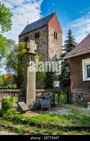Église du village de Selchow, Schoenefeld, Brandebourg, Allemagne Banque D'Images