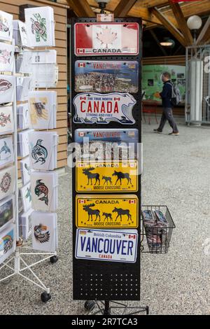 Exposition de cadeaux de la plaque d'immatriculation touristique à Stanley Park, Vancouver (Colombie-Britannique), Canada, le 31 mai 2023 Banque D'Images