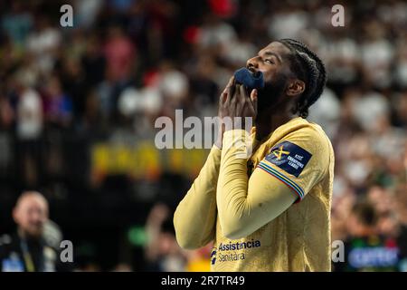 Cologne, Allemagne. 17th juin 2023. Handball: Ligue des Champions, SC Magdeburg - FC Barcelone, finale, finale quatre, demi-finale, Lanxess Arena. Le Dika Mem de Barcelone réagit après avoir raté son tir de sept mètres. Credit: Marius Becker/dpa/Alay Live News Banque D'Images