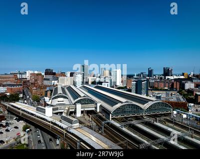 Gare de Piccadilly et Manchester Skyline Banque D'Images