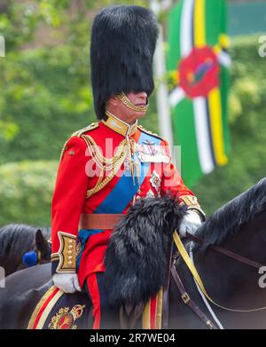 Londres, Angleterre, Royaume-Uni. 17th juin 2023. LE ROI CHARLES III est vu à cheval dans le Mall lors de la cérémonie de la parade d'anniversaire de Color aka. (Credit image: © Tayfun Salci/ZUMA Press Wire) USAGE ÉDITORIAL SEULEMENT! Non destiné À un usage commercial ! Banque D'Images