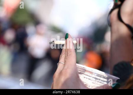 Édition 15th de la Marche de la marijuana avec le thème "anti-Prohibitionnisme pour une affaire de classe - réparation pour la nécessité" ce samedi, le 17th, sur l'Avenida Paulista, région centrale de São Paulo. Credit: Brésil photo Press/Alamy Live News Banque D'Images