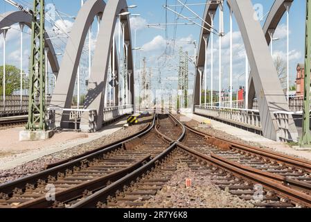 Le chemin de fer du port, appelé Hamburger Hafenbahn, dispose d'un grand réseau ferroviaire dans le port et autour de la ville. Le chemin de fer du port date du Banque D'Images