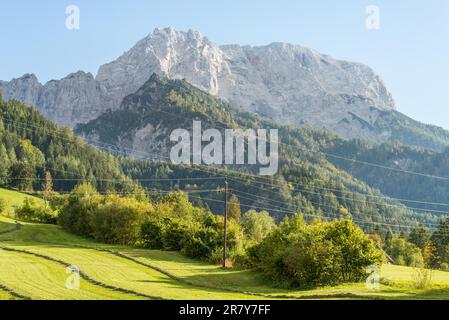 Le Grosser Buchstein est une montagne de 2224 m de haut dans les Alpes Ennstales en Styrie. Il s'élève au nord des Enns à l'entrée du Ges Banque D'Images