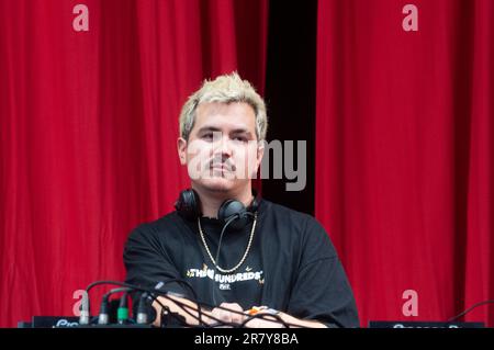Barcelone, Catalogne, Espagne. 17 juin 2023. Concert à Sónar by Day - SonarVillage by Estrella Damm. Nick León(CO / US), entre la rédaction du succès de l'été 2022 "Xtasis" et la production de "Motomami" de Rosalía, l'américain-colombien est passé d'un jeune producteur de rap à devenir l'un des plus puissants de la musique de club latine. Credit: Cisco Pelay / Alay Live News Sonar Festival. Sondeur sur 17 juin 2023. Barcelone Banque D'Images