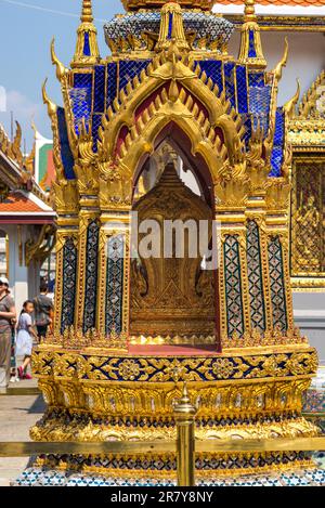 Bai Sema est une pierre frontière dans le Wat Phra Kaew, communément connu en anglais comme le Temple du Bouddha d'Émeraude. Le temple le plus sacré de Bangkok Banque D'Images