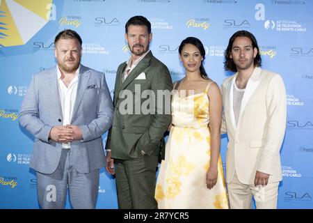 Monte Carlo, Monaco. 17th juin 2023. Owain Arthur, Lloyd Owen, Cynthia Addai-Robinson et Maxim Baldry assistent au Festival de télévision de Monte Carlo 62nd sur 17 juin 2023 à Monte-Carlo, Monaco. Photo de David Niviere/ABACAPRESS.COM crédit: Abaca Press/Alay Live News Banque D'Images