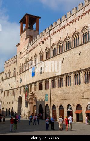 Pérouse, Palazzo dei Priori, la Piazza IV Novembre, 4 Novembre 20 Square, Ombrie, Italie Banque D'Images