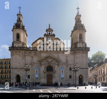 Bilbao, Espagne - 15 avril 2022 : vue de face de l'église de San Nicolás de Bari dans le centre de Bilbao Banque D'Images