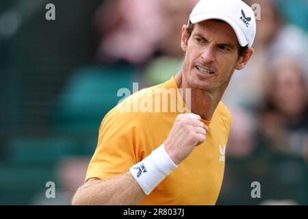 18th juin 2023; Nottingham tennis Centre, Nottingham, Angleterre: Rothesay Nottingham Open, jour 7; Andy Murray célèbre après qu'il a coupé le service d'Arthur Cazaux Banque D'Images