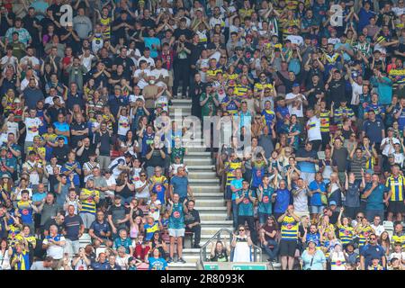 Wigan, Royaume-Uni. 18th juin 2023. Warrington Wolves fans lors du match quart-finale de la coupe du défi Betfred Wigan Warriors vs Warrington Wolves au stade DW, Wigan, Royaume-Uni, 18th juin 2023 (photo de Gareth Evans/News Images) à Wigan, Royaume-Uni le 6/18/2023. (Photo de Gareth Evans/News Images/Sipa USA) Credit: SIPA USA/Alay Live News Banque D'Images