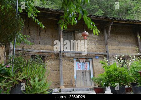 Vieille rue dans la ville antique de Dong Van. Ha Giang, Vietnam. 越南旅游, वियतनाम पर्यटन, 베트남 관광, ベトナム観光, ឌូលីច វៀតណាម Banque D'Images