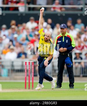 Manchester, Royaume-Uni. 18th juin 2023; Old Trafford Cricket Ground, Manchester, Angleterre: Vitalité Blast T20 League Cricket, Lancashire Lightning versus Durham; Ben Raine de Durham Bowling Credit: Action plus Sports Images/Alay Live News Banque D'Images