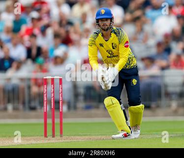 Manchester, Royaume-Uni. 18th juin 2023; Old Trafford Cricket Ground, Manchester, Angleterre: Vitalité Blast T20 League Cricket, Lancashire Lightning versus Durham; Keeper Ollie Robinson of Durham Credit: Action plus Sports Images/Alay Live News Banque D'Images