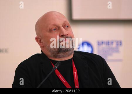 Saint-Pétersbourg, Russie. 14th juin 2023. Gosha Kutsenko, acteur de théâtre et de cinéma, producteur, fondateur, Fondation pour le soutien des personnes handicapées souffrant de paralysie cérébrale et de traumatisme crânien « la vie avec la paralysie cérébrale » assiste à une session sur le développement d'une communauté inclusive : Dialogue tripartite sur le rôle de l'inclusion dans le développement de la Potentia humaine russe dans le cadre de la St. Forum économique international de Petersbourg 2023 (SPIEF 2023). (Photo de Maksim Konstantinov/SOPA Images/Sipa USA) crédit: SIPA USA/Alay Live News Banque D'Images