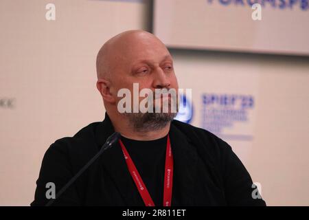 Saint-Pétersbourg, Russie. 14th juin 2023. Gosha Kutsenko, acteur de théâtre et de cinéma, producteur, fondateur, Fondation pour le soutien des personnes handicapées souffrant de paralysie cérébrale et de traumatisme crânien « la vie avec la paralysie cérébrale » assiste à une session sur le développement d'une communauté inclusive : Dialogue tripartite sur le rôle de l'inclusion dans le développement de la Potentia humaine russe dans le cadre de la St. Forum économique international de Petersbourg 2023 (SPIEF 2023). (Photo de Maksim Konstantinov/SOPA Images/Sipa USA) crédit: SIPA USA/Alay Live News Banque D'Images